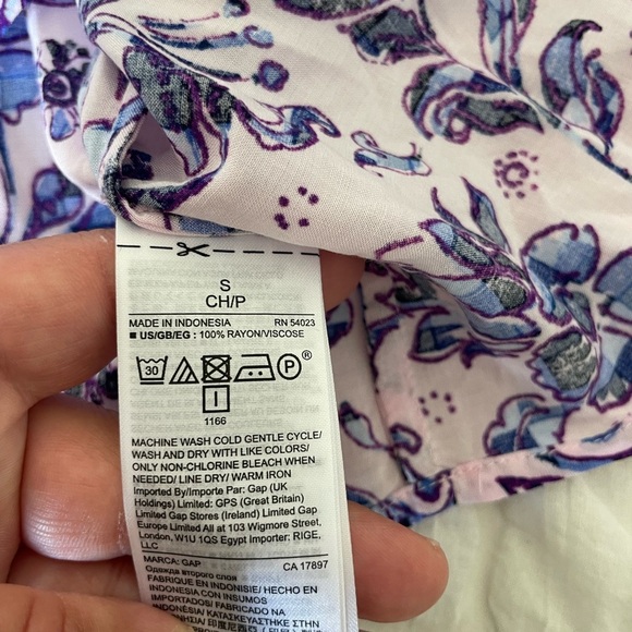 GAP Purple Floral Tank Top - Picture 6 of 6